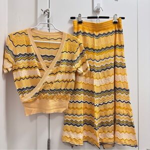 Women’s Summer Striped Yellow and Blue Knit dress set for vacation size S-M
